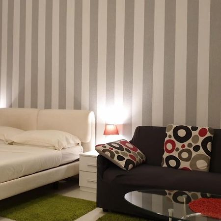Amaverona Apartment ภายนอก รูปภาพ